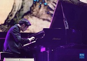 德国博兰斯勒钢琴亮相迪拜世博会中国国家馆日文艺晚会！
