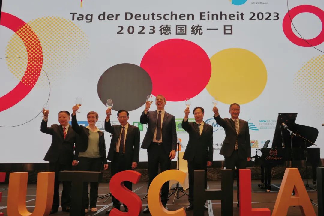 2023德国统一日 | 德国国宝•博兰斯勒欢庆德意志民族重团聚！